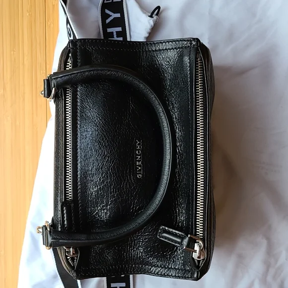 TRADED * Givenchy Crackled Patent 4G Small Pandora Black - Picture 8 of 13